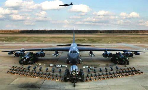 塔利班击落美军B-52轰炸机?美国沉默,特朗普麻