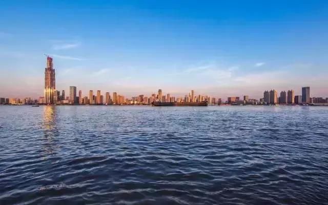 2018年中国第一、世界第二高楼,耗资300亿高636米,就要竣工了!