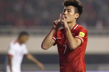 权威排名:中国足坛六大前锋,第一名无可争议,现