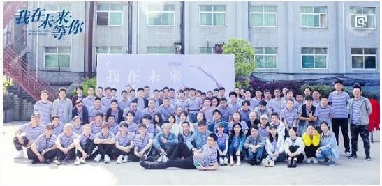 因抖音直播成网红,上快本大火被于正签约,连何