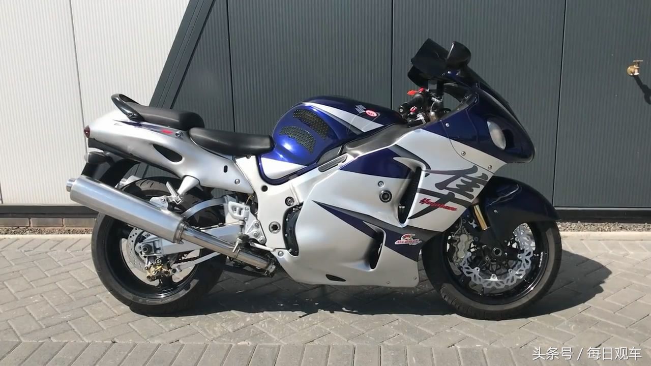 刚拿驾照就买辆这样的摩托车会不会驾驭不了?