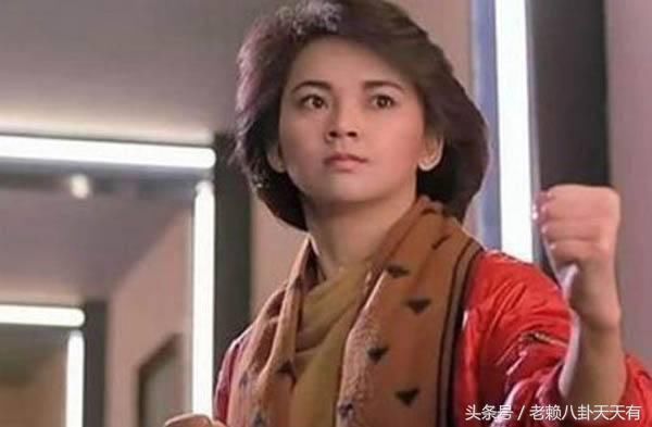 曾是香港当红女打星,以霸王花一角走红,还是孙