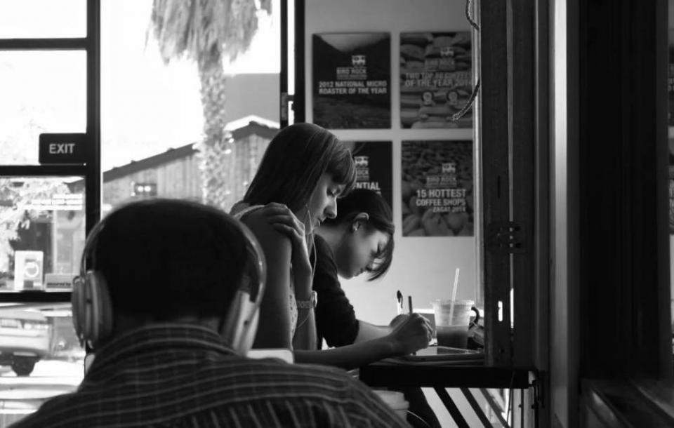 中国人打外国人