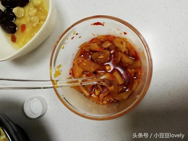 t01f2f8840f5a394aad.jpg