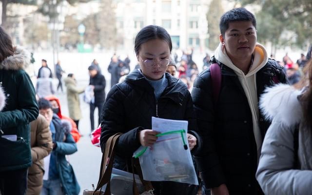 今天全国考试开考