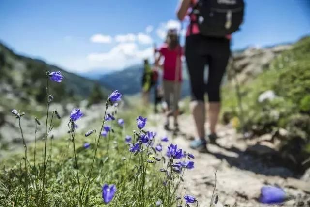 袖珍国安道尔，比利牛斯山中免税天堂！
