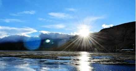 西藏那曲，中国唯一没有树的城市，却依旧天蓝水净