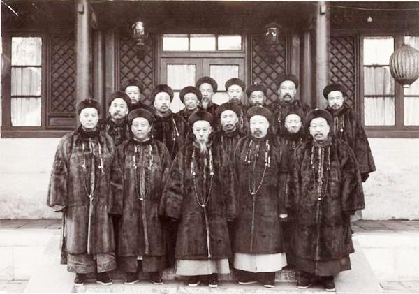 大清此官职品秩不高,但皇帝恩赐几个待遇,六部