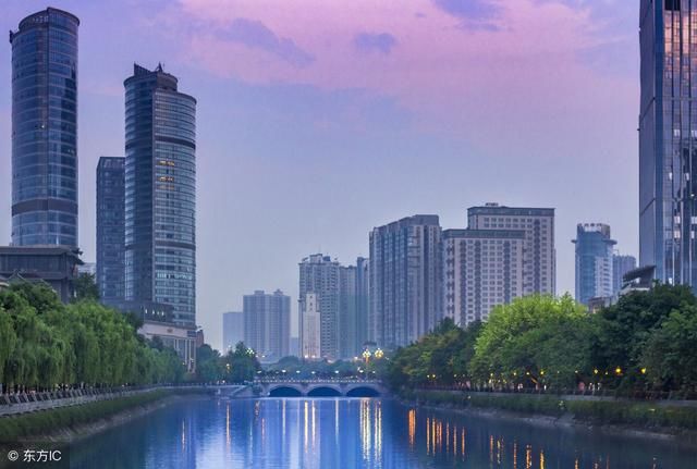 为什么城市里的办公楼越来越难租出去