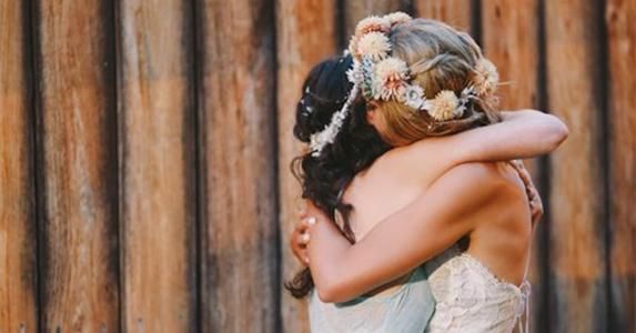 闺蜜被家暴后求我收留她，可一张B超单让我识破她丑陋面目