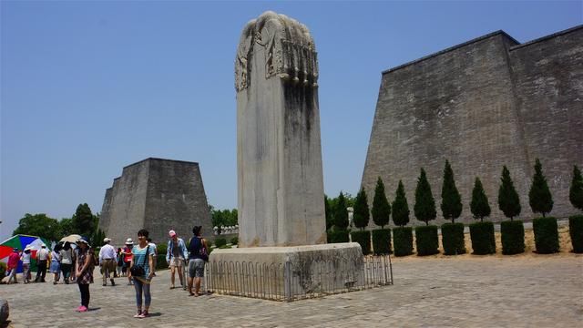 武则天的皇陵有多隐秘？四十万大军找不到，却被种田农民挖出