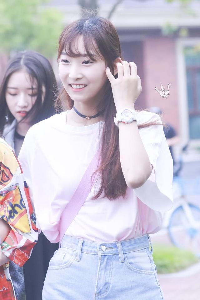 创造101小姐姐私服照曝光 孟美岐美颜暴击 杨