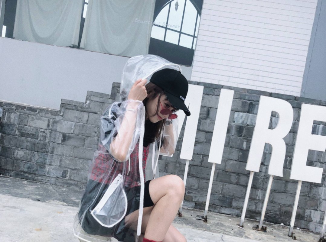 广州恒大球员郜林的妻子,王晨晒出自己的时尚