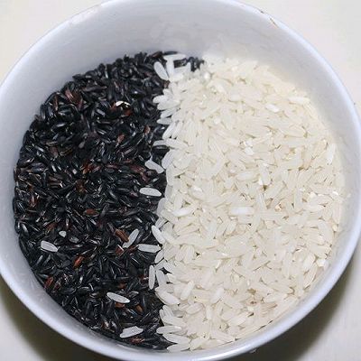 寿司醋有什么作用与功效 t01f876c3116832376f.jpg