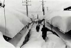 日本连日暴雪已致多人死伤，有的地区积雪5米！