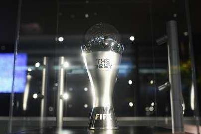 梅西无缘世界足球先生三强,11年无敌纪录作古