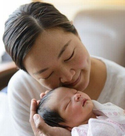 为了生孩子,从鬼门关走一趟的6大女星,最后一