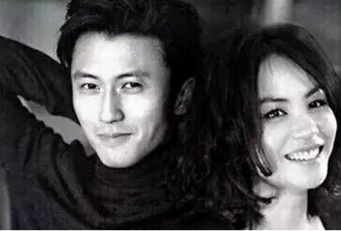 歌后王菲五十岁怀孕了,现在状况怎么样了呢?和