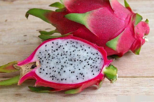 火龙果是红心好还是白心好,很多人都不知道,不