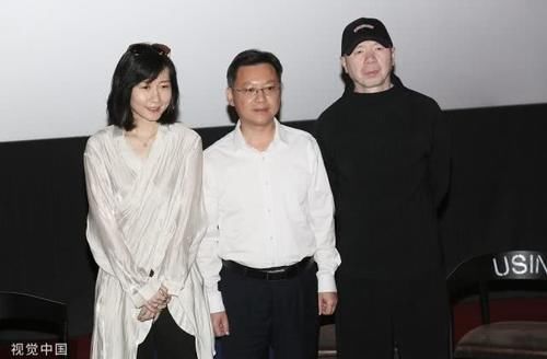 那个vr眼镜怎么用