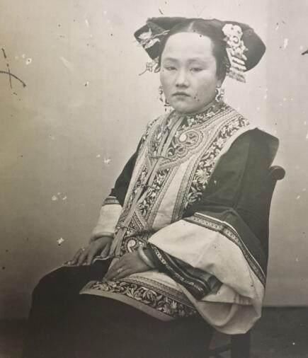这是清朝人真实的老照片，还原清朝人的真实生活