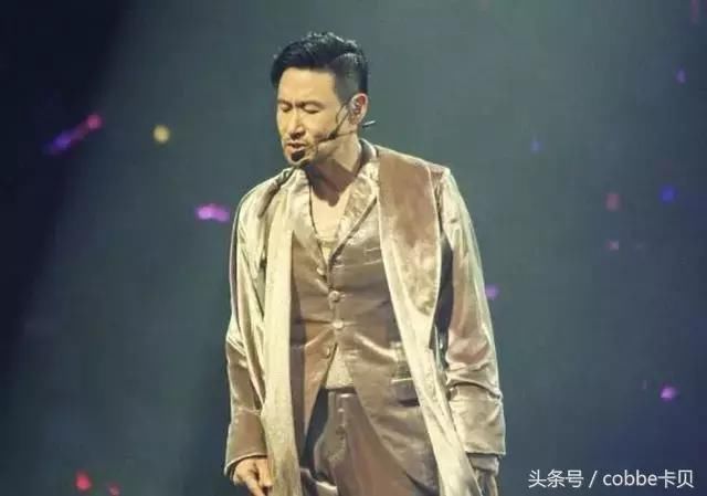 何炅微博粉丝破亿,杨颖杨幂也快啦!这些人啥时