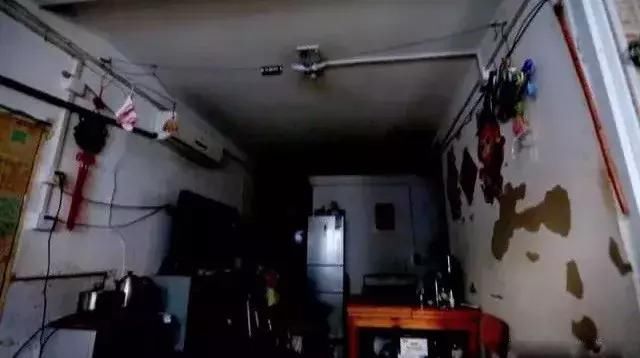 北京一家8口蜗居20民房,蹲着做饭,挤一张床,设计师爆改变6房