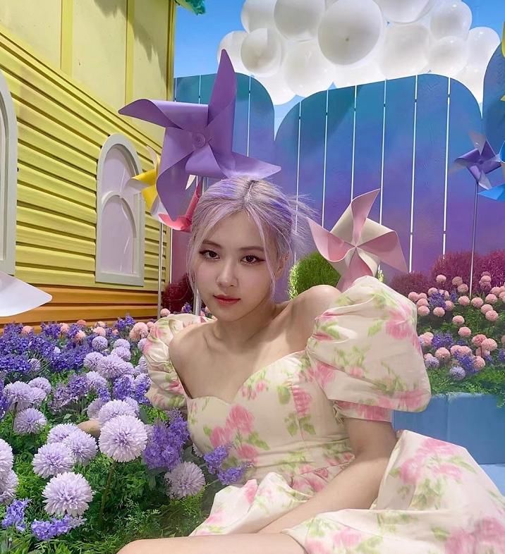 YG公开10月艺人回归信息，是权志龙归来？还是朴彩英solo有眉目？