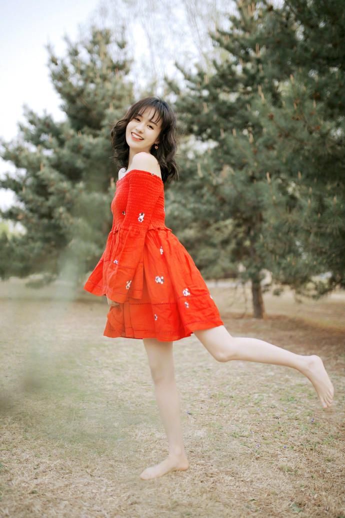 郑合惠子甜美初夏写真图片