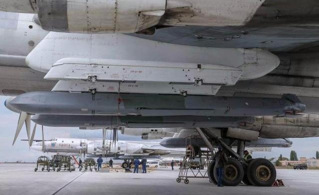 北方四岛到底是谁的?俄罗斯用轰炸机对日本表