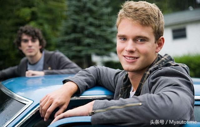 刚拿驾照买什么样的车合适?