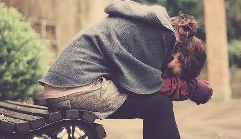 老公出车祸走后婆婆一病不起,得知我想再婚时