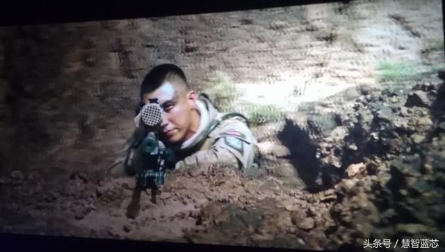 说说《红海行动》中几个温暖的小细节,各种情