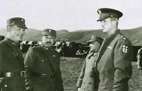 第一个从海外归来的国民党嫡系将领 毛主席设宴款待