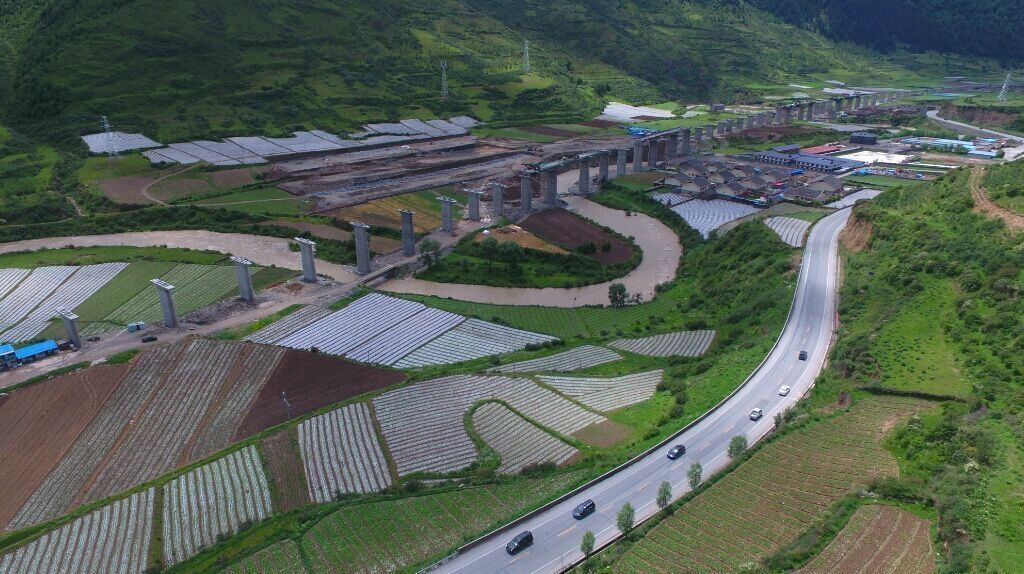 成兰铁路四川段2020年完成 通车后成都到九寨沟2小时