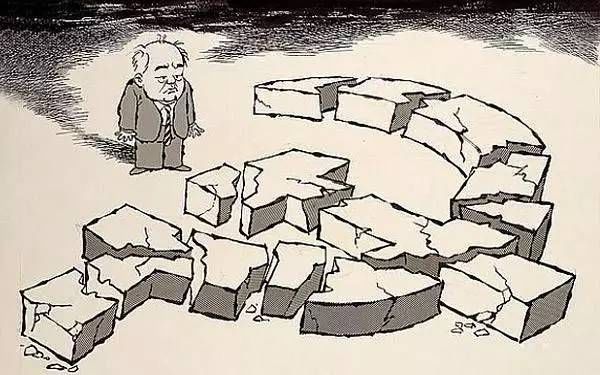 就在他发表那一番荒谬绝伦的电视谈话半年多以后,前苏联的大厦轰然