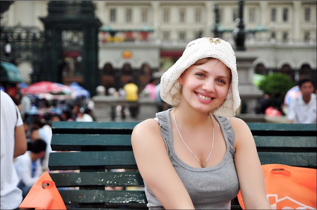 哈尔滨街头的俄罗斯美女